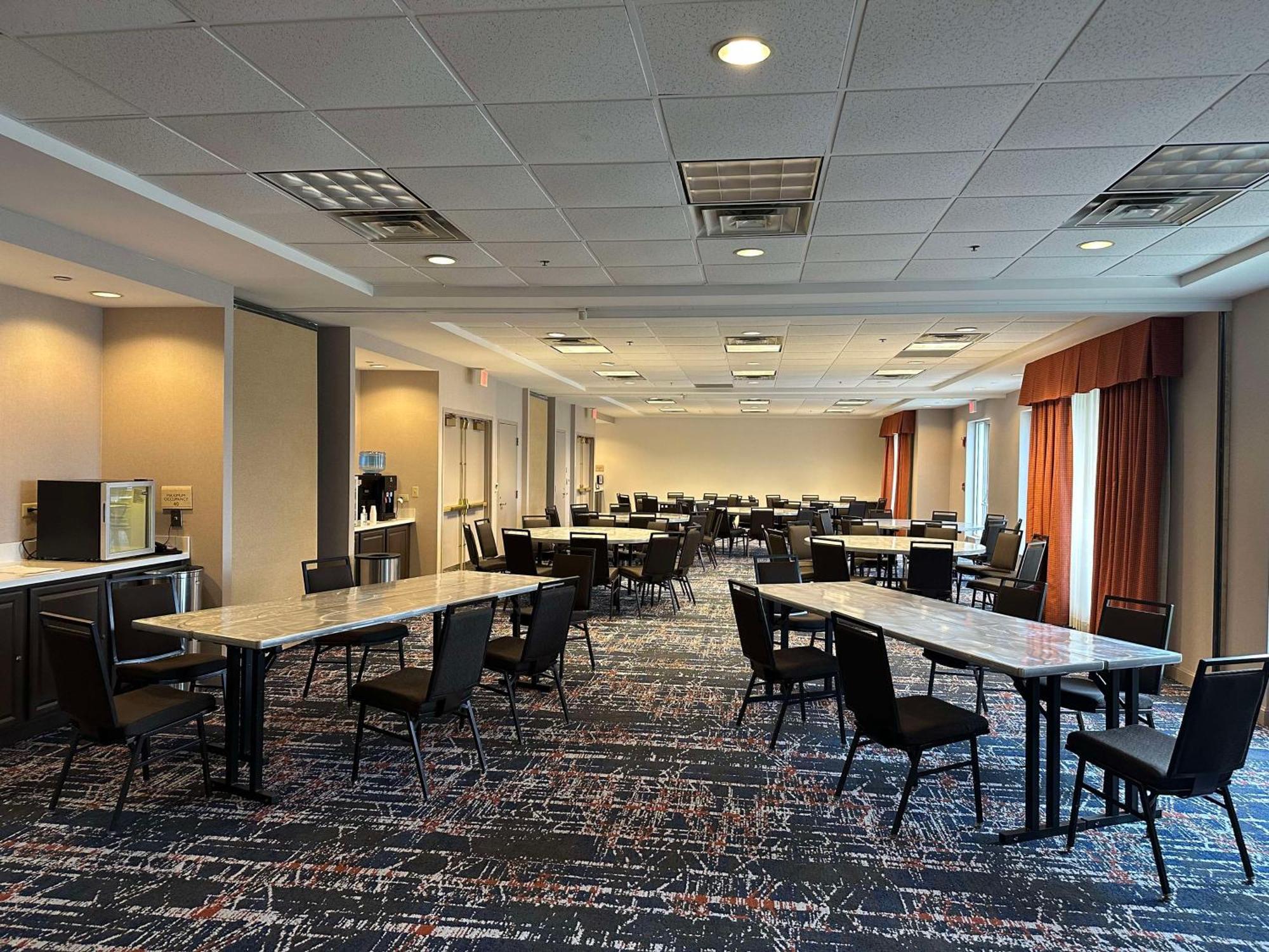 Hotel Hilton Garden 3*